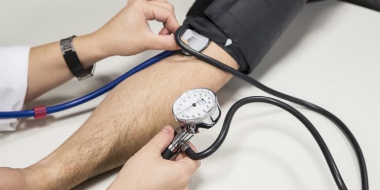 Roche y Alnylam reportan resultados positivos de zilebesiran contra la hipertensión