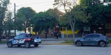 Estudiante mata a compañero en Santa Fe, Argentina; llevaba arma en estuche de guitarra