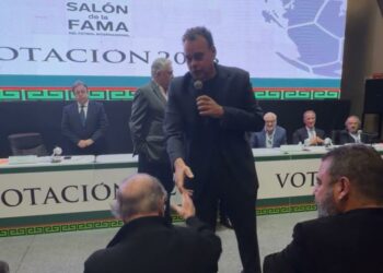 Faitelson se disculpa con José Ramón Fernández tras recientes polémicas