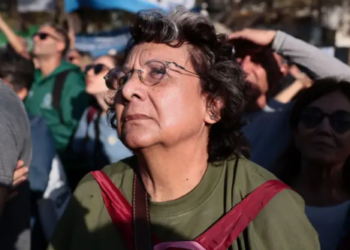 “Estoy en modo supervivencia”: por qué tener trabajo en Argentina no evita caer en la pobreza