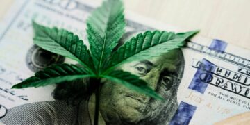 EE.UU. reclasifica la marihuana medicinal como una droga de menor riesgo