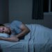 Sudores nocturnos en hombres: qué podría estar diciendo esto de tu salud y cuáles señales no debes omitir