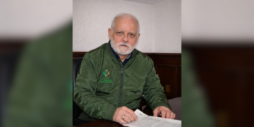 Oficialía Mayor dialoga con jubilados y pensionados por prestaciones pendientes