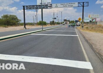 Realizan mantenimiento en carretera al aeropuerto de SLP