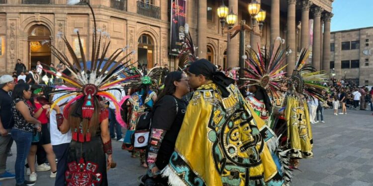 Tradición y cultura se viven en Plaza del Carmen
