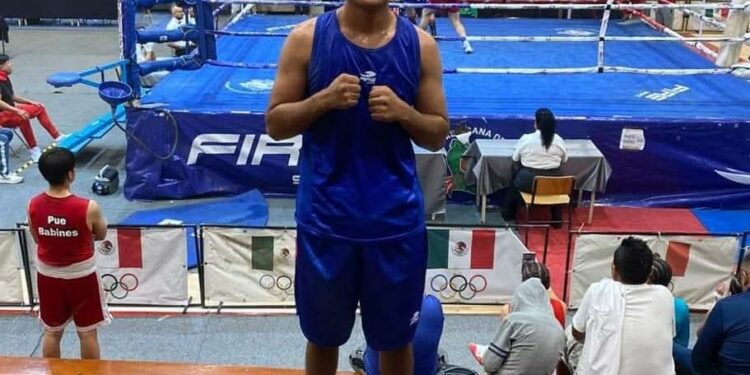 El boxeador José Alonso es convocado a un campamento en Colombia