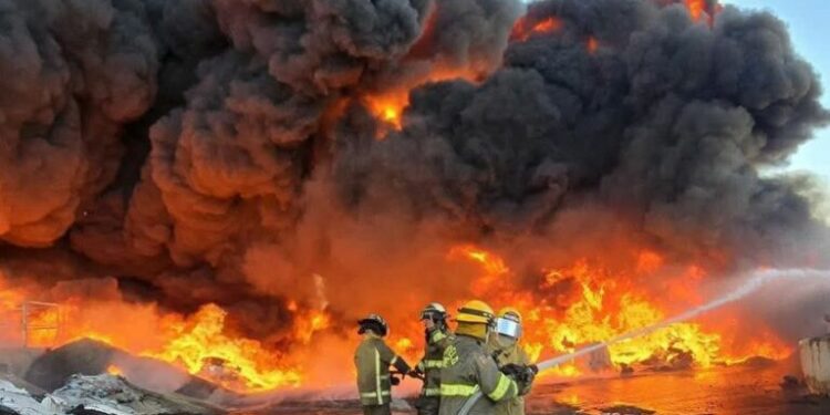 Tras incendio en planta de polímeros, Canacintra San Luis Potosí pide reforzar seguridad industrial
