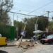 Camioneta choca y derriba poste tras persecución en Morales