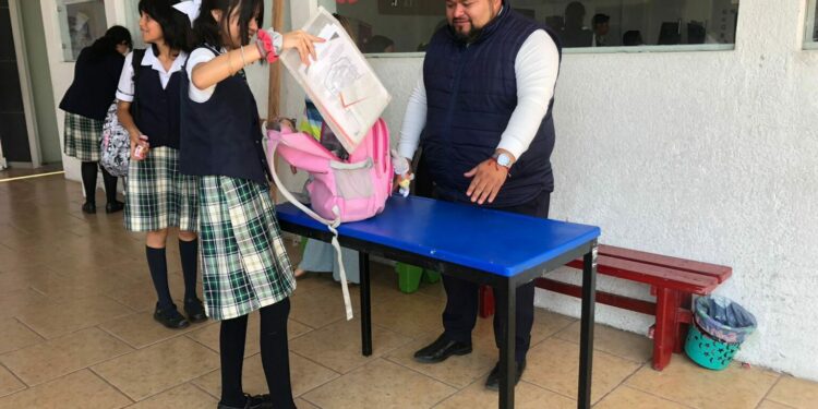 Implementan protocolo de revisión de útiles escolares en planteles de nivel básico en SLP
