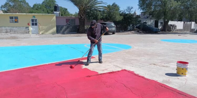 Gobierno de la Capital rehabilita cancha en la Delegación La Pila