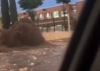 El Ejecutivo pide a municipios trabajar en conjunto en un programa para evitar el colapso de los drenajes