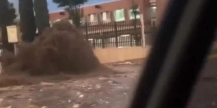 El Ejecutivo pide a municipios trabajar en conjunto en un programa para evitar el colapso de los drenajes