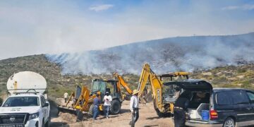 Incendio amenaza comunidades de Matehuala