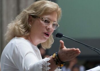 Ex embajadora en Reino Unido denunció presunta red de corrupción y desvío de fondos con ‘encubrimiento’ de SRE