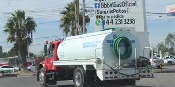 Piden reportar agua de mala calidad en pipas ante Coepris en SLP