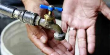 Vecinos de Villas Mallorca advierten bloqueos en la 57 por desabasto de agua