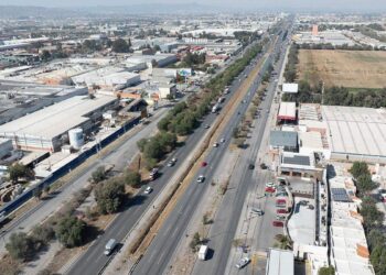 Seduvop deslinda responsabilidad por tramos inconclusos en laterales de la carretera 57