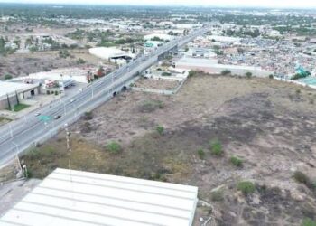 Vecinos denuncian contaminación en zona poniente de SLP y exigen clausura de empresa