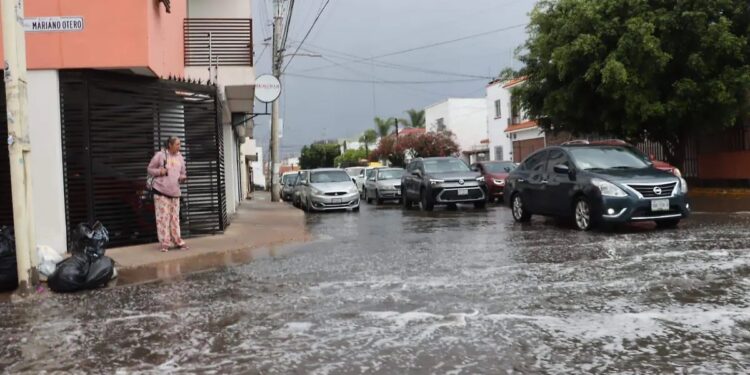 Lluvias iniciarán en mayo en SLP; prevén verano más caluroso y hasta 36 ciclones en México