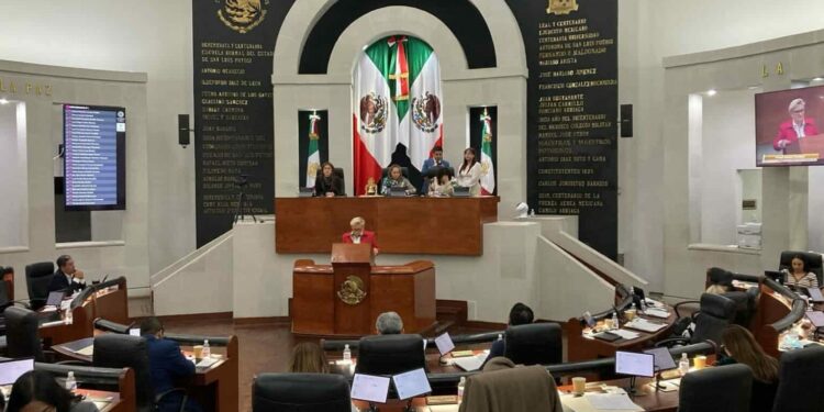 Congreso de San Luis Potosí da luz verde a licencia menstrual