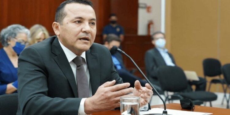 Vicefiscal de Sinaloa solicita licencia por acusación de EU de presuntos nexos con Los Chapitos