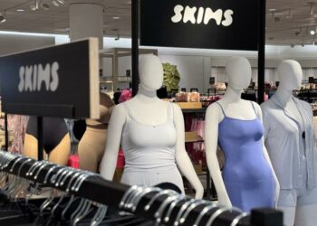 Cocaína oculta en un cargamento de la marca de Kim Kardashian en Reino Unido