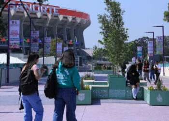 Retiran figura de ajolote instalada afuera del Estadio Ciudad de México; autoridades aclaran que no fue orden de la FIFA