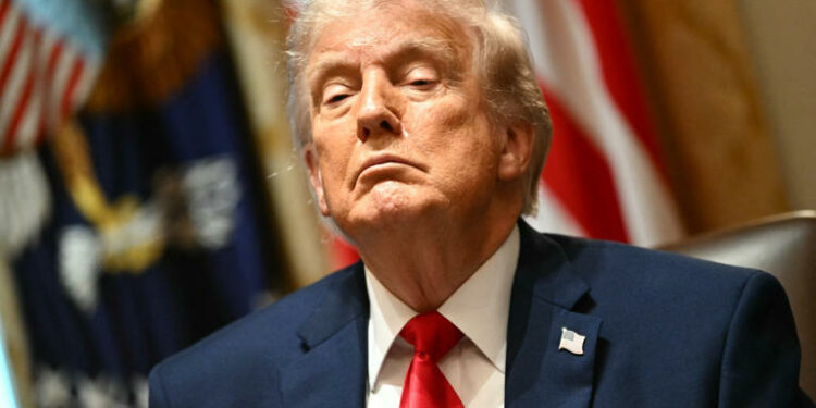 Trump no llega a acuerdo sobre guerra en Irán tras concluir reunión en Casa Blanca: NYT