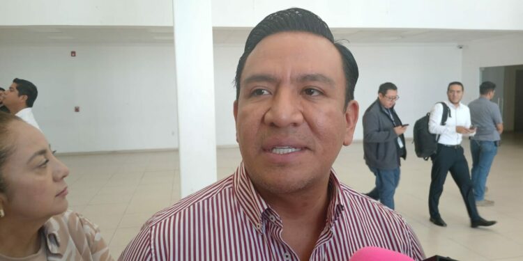 El Gobierno del Estado atiende peticiones de los taxistas