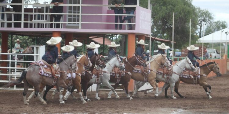 Charras RG2 se coronan campeonas en la Feria de San Marcos