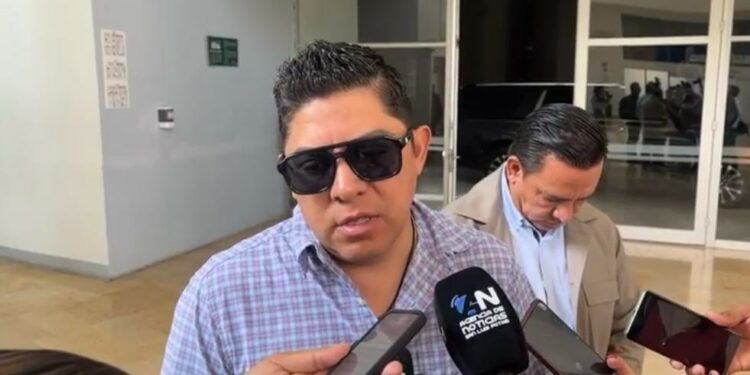 El gobernador condena que municipios no hagan obras con su presupuesto