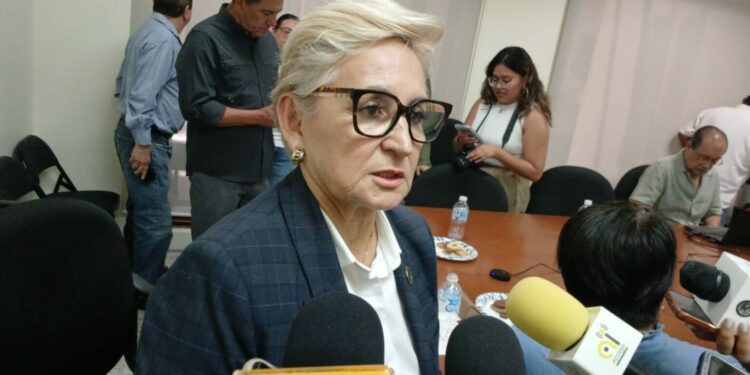 Frinné Azuara pide atender problemática de contaminación del río Axtla