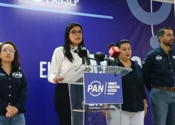 Verónica Rodríguez alza la mano para buscan la alcaldía capitalina