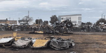 Monster truck pierde el control y deja al menos 3 muertos y 38 heridos en Colombia