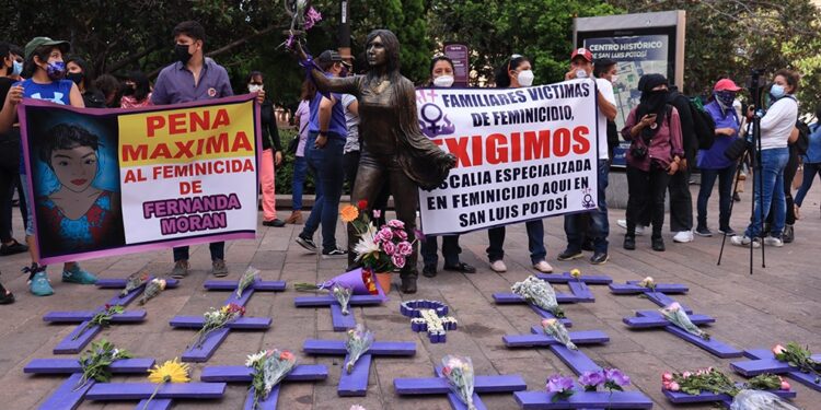 Fiscalía reporta avances en casos de tentativa de feminicidio; hay detenidos y órdenes de aprehensión pendientes