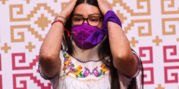 SCJN rechaza revisar caso de ataque con ácido contra la saxofonista María Elena Ríos