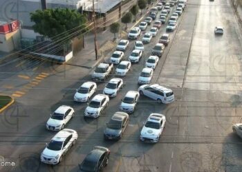 Taxistas siguen exigiendo la destitución de Araceli Martínez de la SCT