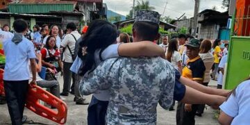 Sismo en Filipinas suma 41 muertos; pacientes son atendidos a la intemperie