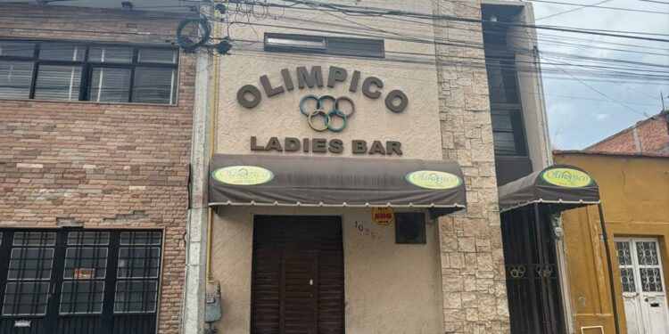Bar Olímpico cierra temporalmente por grabaciones de una serie de ViX