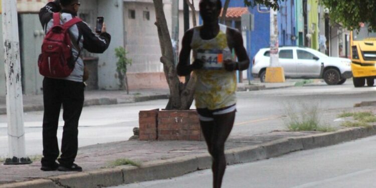 Bonyface Kaplagat ganó el Maratón Tangamanga