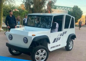 Compacto y de bajo costo: estudiantes de Sonora crean AVIDO, un auto eléctrico mexicano