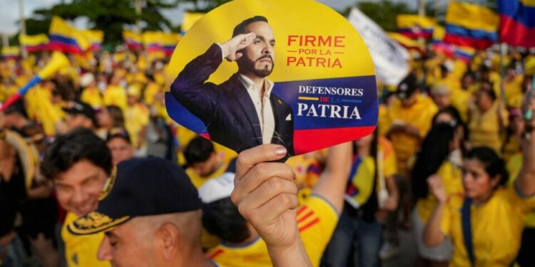 Sheinbaum evita felicitar a De la Espriella; esperará conteo final