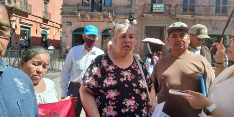 VIDEO | Habitantes de La Peñita denuncian despojos
