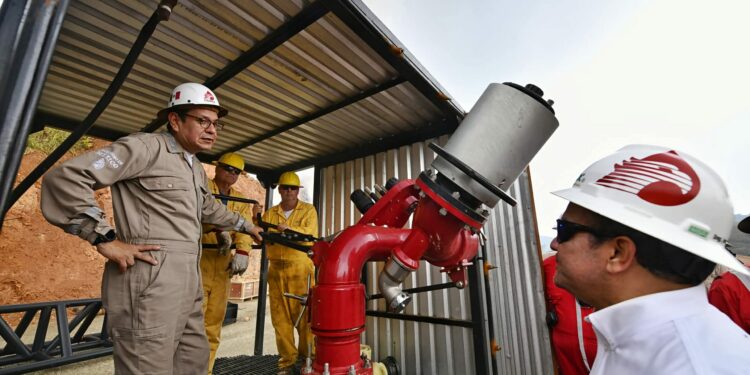 Pemex descarta que trabajador falleciera por exposición a gases