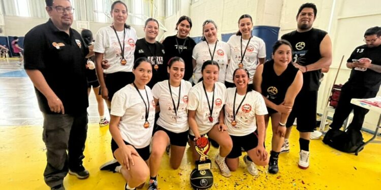 Fénix bicampeonas de la Liga Potosina de Básquetbol