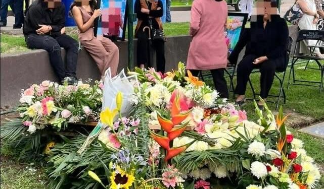 Denuncian desaparición de flores y coronas en tumba de familiar en cementerio de SLP