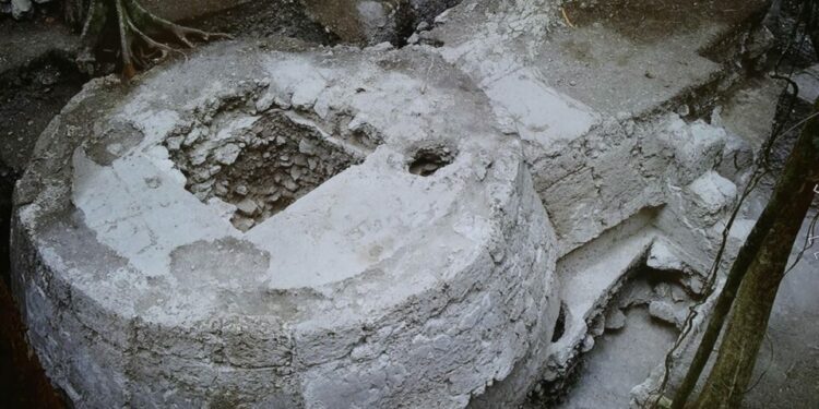 Descubren altar maya que servía para sacrificios humanos en Guatemala