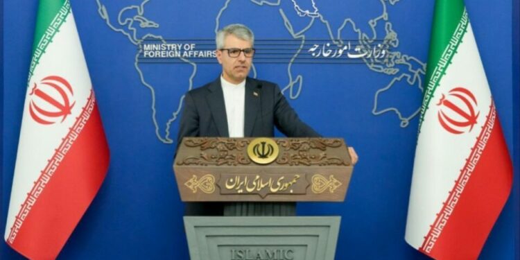 Emisarios de EEUU llegan a Qatar para discusiones con mediadores sobre Irán, gobierno iraní niega ‘conversaciones directas’