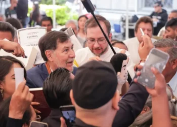 Gerardo Fernández Noroña niega que Emiliano González sea su hijo