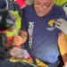 VIDEO | Padre se reencuentra con su hijo tras sobrevivir 122 horas bajo los escombros en Venezuela